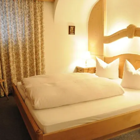 Garni Friedheim אורחן *